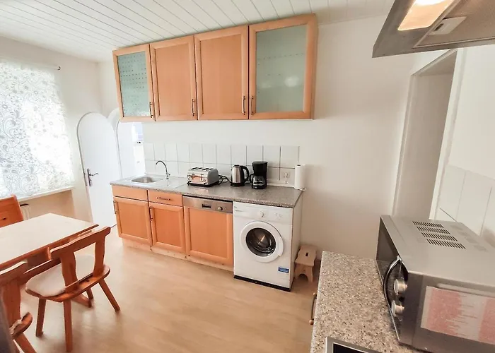 Homes Of Ruhr - Monteurwohnung Hafenkiez Duisburg